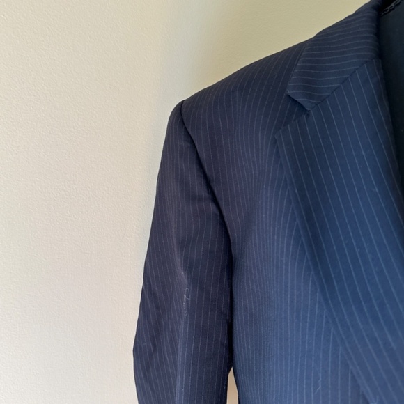 **JOS A. BANK* Black Striped Long Sleeve Blazer Suit Jacket - Picture 3 of 8